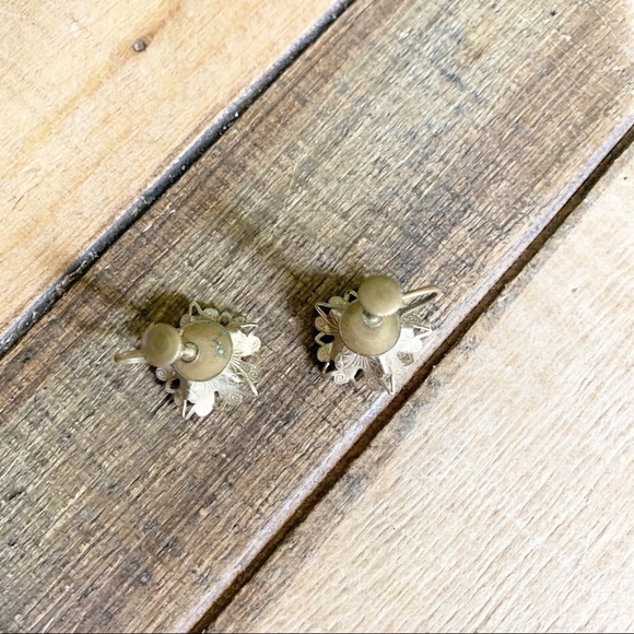 Vintage Faux Pearl Earrings - Picture 4 of 5